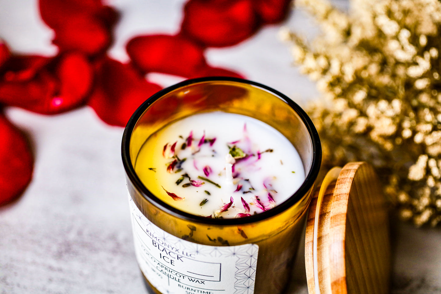 Black Ice | 8oz Coconut-Apricot Candle (Topped with Dried Flowers) + Free Car Air Freshener