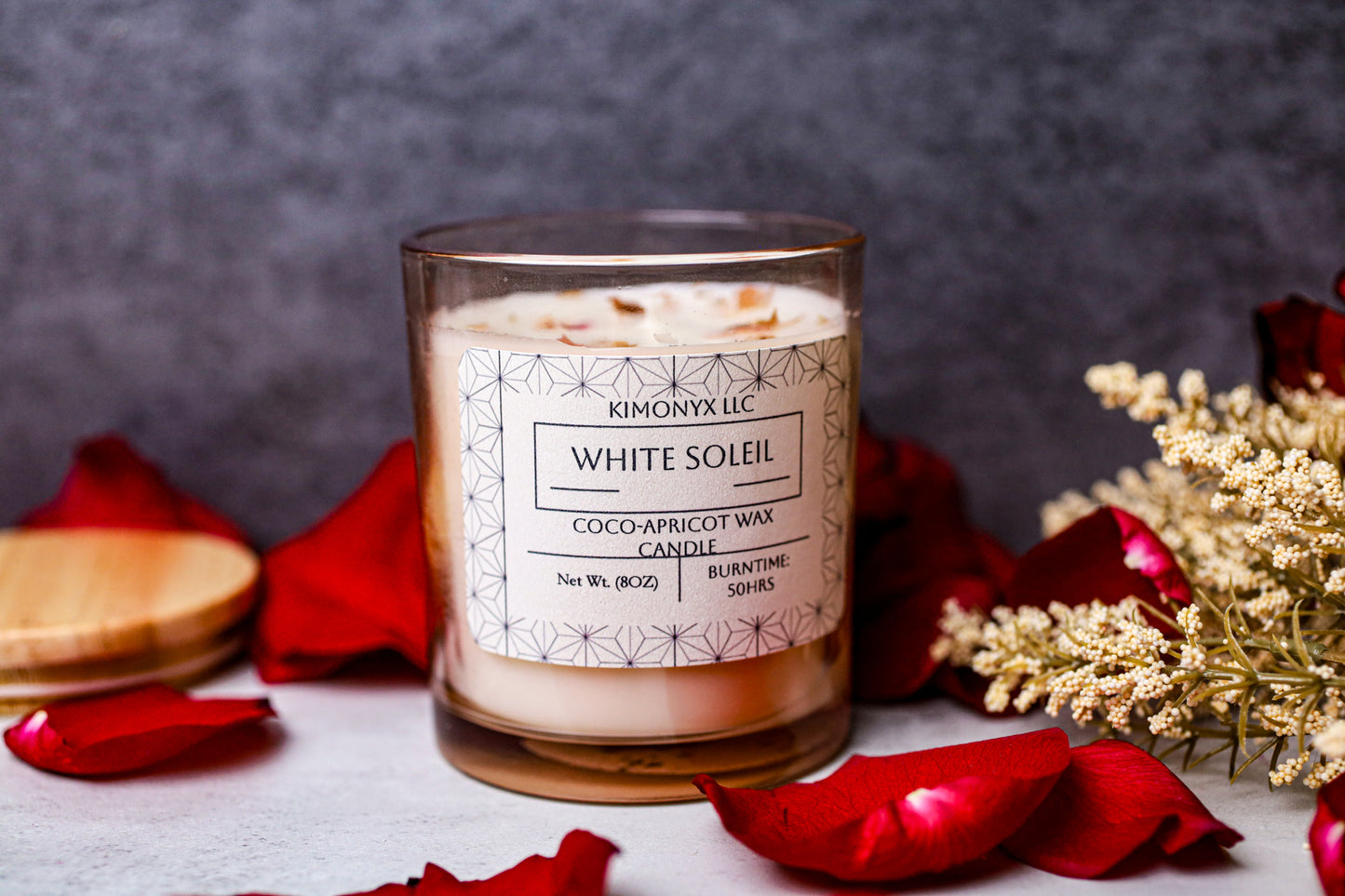 White Soleil | Coconut-Apricot Candle 8oz (Topped with Dried Flowers) + Free Car Air Freshener